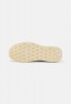 Nike Sportswear W WAFFLE ONE ESS Sneaker low summit white/fossil W WAFFLE ONE ESS кроссовки женские низкие саммит белый/ископаемый
