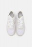 Nike Sportswear W WAFFLE ONE ESS Sneaker low summit white/fossil W WAFFLE ONE ESS кроссовки женские низкие саммит белый/ископаемый