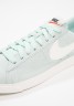 Nike Sportswear BLAZER LOW SD Sneaker low igloo/sail BLAZER LOW SD Низкие кроссовки женские иглу/парус