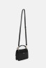Tommy Hilfiger PUSH Handbag black ПУШ сумочка черный