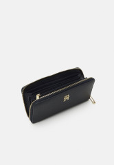 Tommy Hilfiger EMBLEM LARGE Wallet space blue ЭМБЛЕМА БОЛЬШАЯ Бумажник космический синий