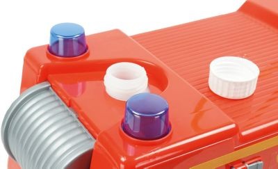 LENA GIGA TRUCKS Feuerwehrauto mit Wasserspritze GIGA TRUCKS пожарная машина с распылителем воды