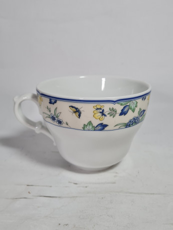 Чашка винтажная Hutschenreuther с ботаническим принтом, фарфор, 2 шт., 13 см, Германия, 1980-90гг.