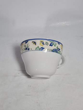 Чашка винтажная Hutschenreuther с ботаническим принтом, фарфор, 2 шт., 13 см, Германия, 1980-90гг.