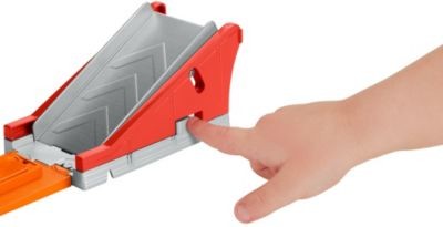 Mattel Blaze und die Monstermaschinen Stunt-Transporter Blaze and the Monster Machines Stunt Transporter