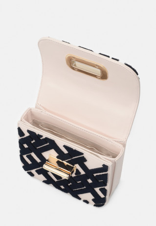 Tommy Hilfiger Across body bag feather white Сумка через плечо перо белое