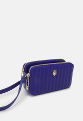 Tommy Hilfiger TIMELESS  Across body bag lazurite blue TIMELESS Сумка через плечо синий лазурит