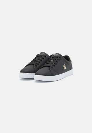 Tommy Hilfiger ESSENTIAL  Trainers black ESSENTIAL Кроссовки черный