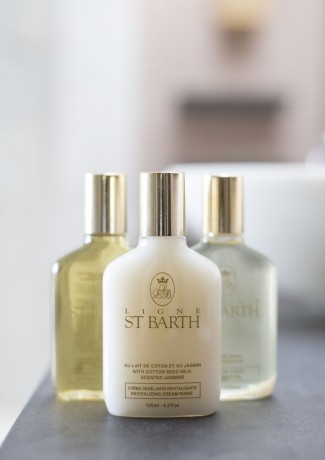 Ligne St Barth CORPS & BAIN Haarspulung Jasmin Кондиционер-ополаскиватель для волос с экстрактом хлопка и жасмина, 125 мл