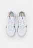 Nike Sportswear W REACT VISION EC22 Sneaker low white/black W REACT VISION EC22 Низкие кроссовки женские белый черный