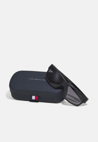 Tommy Hilfiger UNISEX Sunglasses matte black солнцезащитные очки УНИСЕКС матовый черный