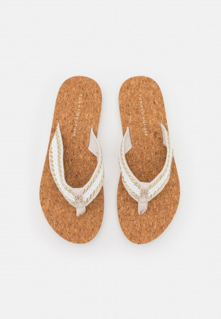 Tommy Hilfiger T-bar sandals feather white сандалии с Т-образной перемычкой перо белое