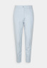 Tommy Hilfiger MICHELLE TAPERED PUNTO PANT Trousers breezy blue ЗАУЖЕННЫЕ БРЮКИ PUNTO MICHELLE Брюки свежий синий