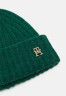Tommy Hilfiger MODERN FLUFFY BEANIE Beanie prep green MODERN FLUFFY BEANIE Шапочка подготовка зеленый