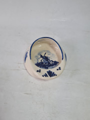 Пепельница винтажная Delft &quot;Кепка&quot;, ручная роспись, фарфор, 11 х 5 см, Нидерланды, 1960-70гг.