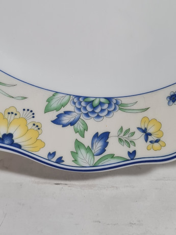 Тарелка винтажная Hutschenreuther с ботаническим принтом, фарфор, 4 шт., 25 см, Германия, 1970-80гг.