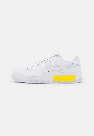 Nike Sportswear AIR FORCE 1 FONTANKA Sneaker low white/summit white/photon dust/optic yellow/black AIR FORCE 1 FONTANKA кроссовки женские низкие белый/вершинный белый/фотонная пыль/оптический желтый/черный
