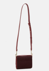 Tommy Hilfiger CHIC CROSSOVER PINSTRIPE Handbag red allover CHIC CROSSOVER PINSTRIPE Сумка красный повсюду