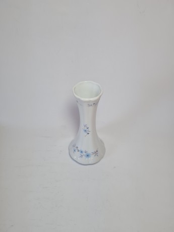 KPM Bavaria Ваза с нежными голубыми цветами, 17,5см, Германия, 1960-70гг.