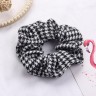 SOHO Pepita Scrunchie Schwarz резинка для волос Пепита