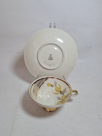 Чайная пара винтажная Winterling Marktleuthen Bavaria с желтым цветком, фарфор, Германия, 1960-1970гг.