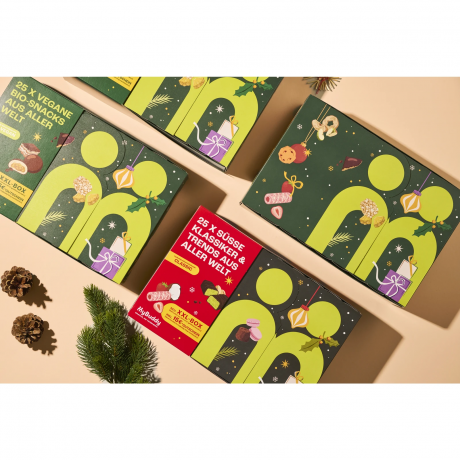 myBuddy Classic Adventskalender 2026, myBuddy Classic Адвент-календарь 2026 со сладостями из разных стран, историями и загадками, 25 сюрпризов