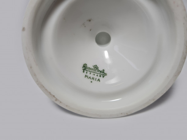 Rosenthal Maria Белый фарфоровый подсвечник с фактурным цветочным декором, 5 x 6,5см, Германия, 1970-80гг.
