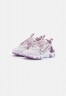 Nike Sportswear REACT VISION Sneaker low venice/sangria/amethyst wave/plum fog/summit white REACT VISION Низкие кроссовки женские Венеция/сангрия/аметистовая волна/сливовый туман/белая вершина