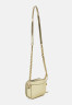 Tommy Hilfiger CHIC TRUNK Across body bag gold CHIC TRUNK Сумка через плечо золото