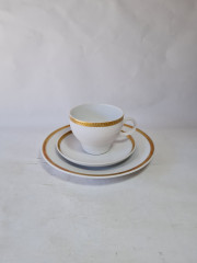 Чайное трио винтажное Kahla GDR с золотым узором по краю, фарфор, ГДР, 1960-70гг.