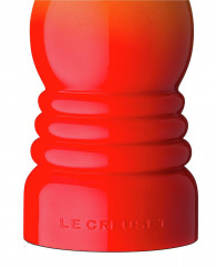 Le Creuset LE CREUSET Pfeffermuchle ofenrot rot LE CREUSET Pfeffermuchle духовка красная