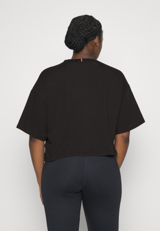 Tommy Hilfiger CRV ESSENTIALS RELAXED CROP TEE Basic T-shirt black CRV ESSENTIALS RELAXED CROP TEE Базовая футболка черный