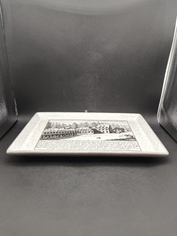 Поднос винтажный Karlsruhe "Проспект Лангетштайнбахера в 1725 году", майолика, кракелюр / чб декор, керамика, 30 х 19 см, Германия, 1970-80гг.