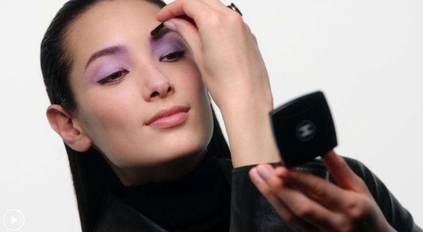 CHANEL VIELSEITIGER UND LANGANHALTENDER LIDSCHATTEN тени для век OMBRE ESSENTIELLE, 232 LILAS POUDRE, новая коллекция весна/лето 2025