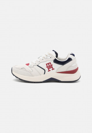 Tommy Hilfiger MODERN PREPPY RUNNER Trainers white  MODERN PREPPY RUNNER — Кроссовки белый