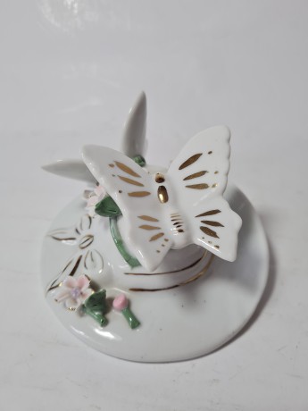 Винтажная статуэтка с позолотой "Бабочки на цветах", 12см x 6см, Германия, 1960-70гг.