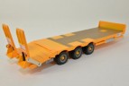 TOMY Kane Low Loader Anhanger gelb Прицеп Kane Low Loader желтый