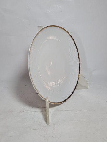 Тарелка винтажная Kahla с золотым ободком, фарфор, 3 шт., 19 см, Германия, 1970-80гг.