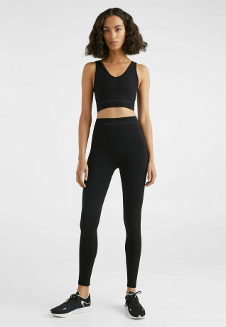 Tommy Hilfiger MID INTENSITY SHINY SEAMLESS  Sports bra black MID INTENSITY SHINY SEAMLESS Спортивный бюстгальтер черный