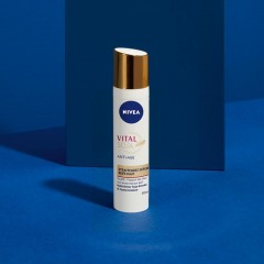 Nivea Vital Soja Anti-Age Straffendes Serum  Vital Soya Антивозрастная укрепляющая сыворотка 40мл