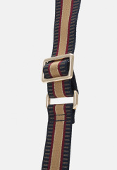 Tommy Hilfiger LIFE CAMERA BAG Across body bag crest gold LIFE CAMERA BAG Сумка через плечо герб золото