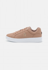 Tommy Hilfiger COURT  Trainers sand КОРТ Тренеры песок