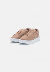 Tommy Hilfiger COURT  Trainers sand КОРТ Тренеры песок