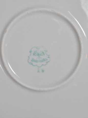 Блюдо винтажное Bavaria "Розовые цветы" с золотой каймой, фарфор, 31.5 см, Германия, 1960-70гг.