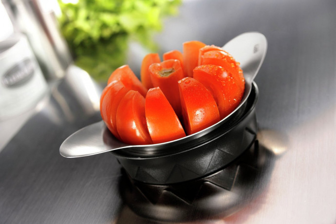 GEFU GEFU Tomaten-\/Apfelteiler POMO schwarz/ silber Разделитель для помидоров и яблок GEFU POMO