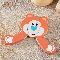 Melissa  Doug First Play Holzbaren-Greifspielzeug Деревянная игрушка-медвежья лапка First Play