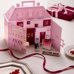 Lancome Palast Adventskalender 2026, Lancome Palast Адвент-календарь 2026 в форме дворца с парфюмерией, уходом за лицом и декоративной косметикой, 24 средства