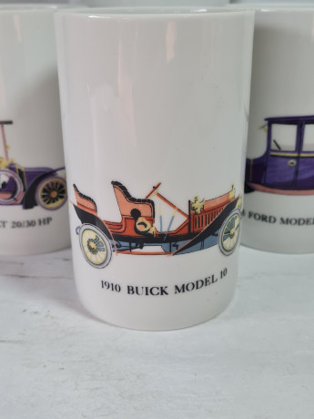 Кувшин со стаканами (5 шт.) Thomas с изображениями ретро автомобилей, фарфор, Германия, 1960-70гг.