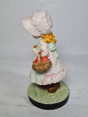 Фигурка винтажная John Sands  / Sarah Kay &quot;Девочка с корзиной яблок&quot;, керамика, 12 см, Австралия, 1960-70гг.