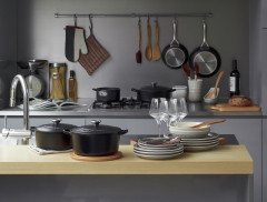 Le Creuset LE CREUSET Br\u00e4ter SIGNATURE schwarz LE CREUSET Br&amp;gt;4ter ПОДПИСЬ